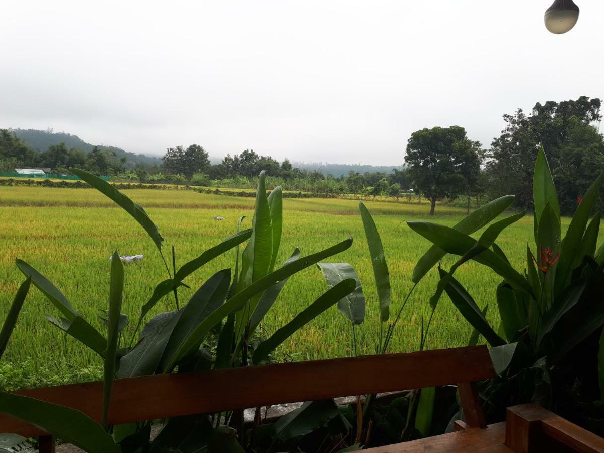 Baan Bar Cafe Hotel Mae Chaem Exterior foto