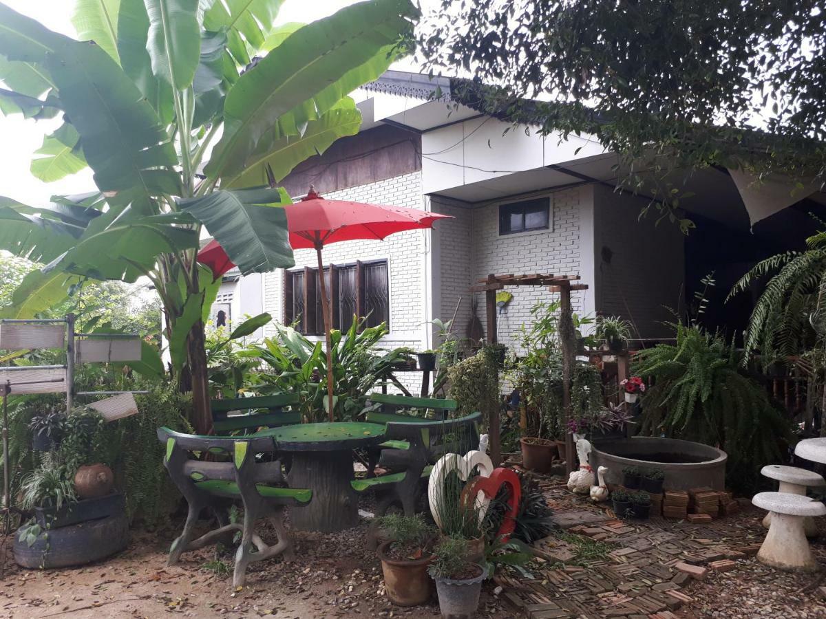 Baan Bar Cafe Hotel Mae Chaem Exterior foto
