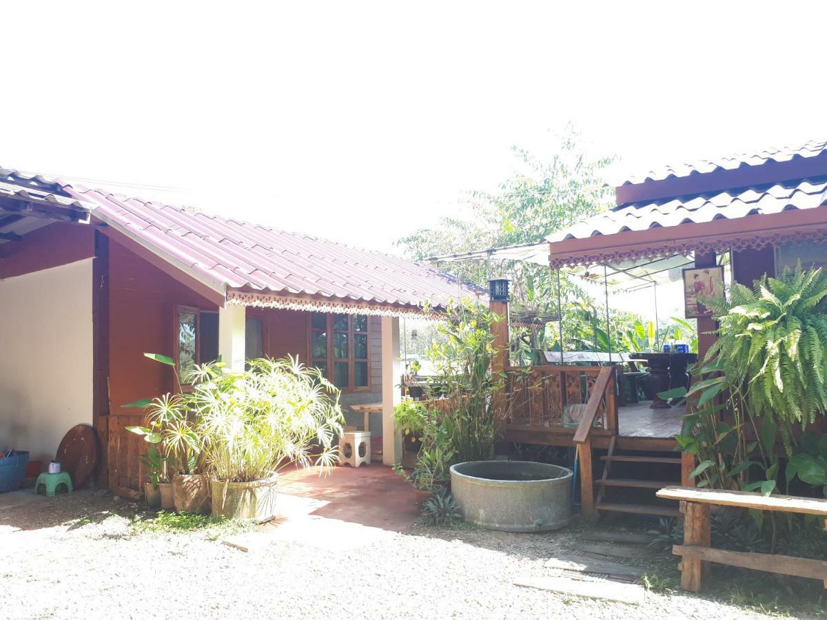 Baan Bar Cafe Hotel Mae Chaem Exterior foto