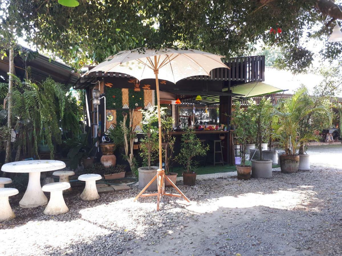 Baan Bar Cafe Hotel Mae Chaem Exterior foto